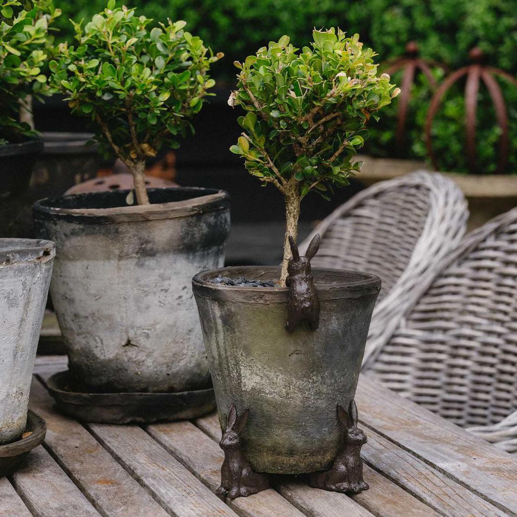 Garden Hare Pot Feet - Set of 3