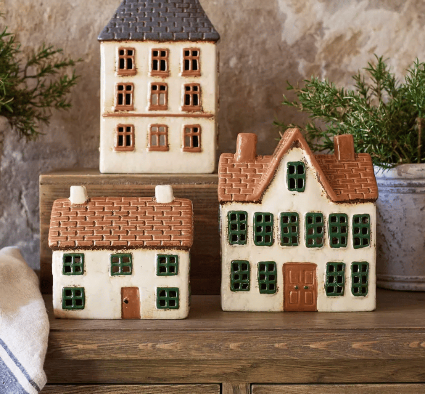 Rosewood Manor Tealight House