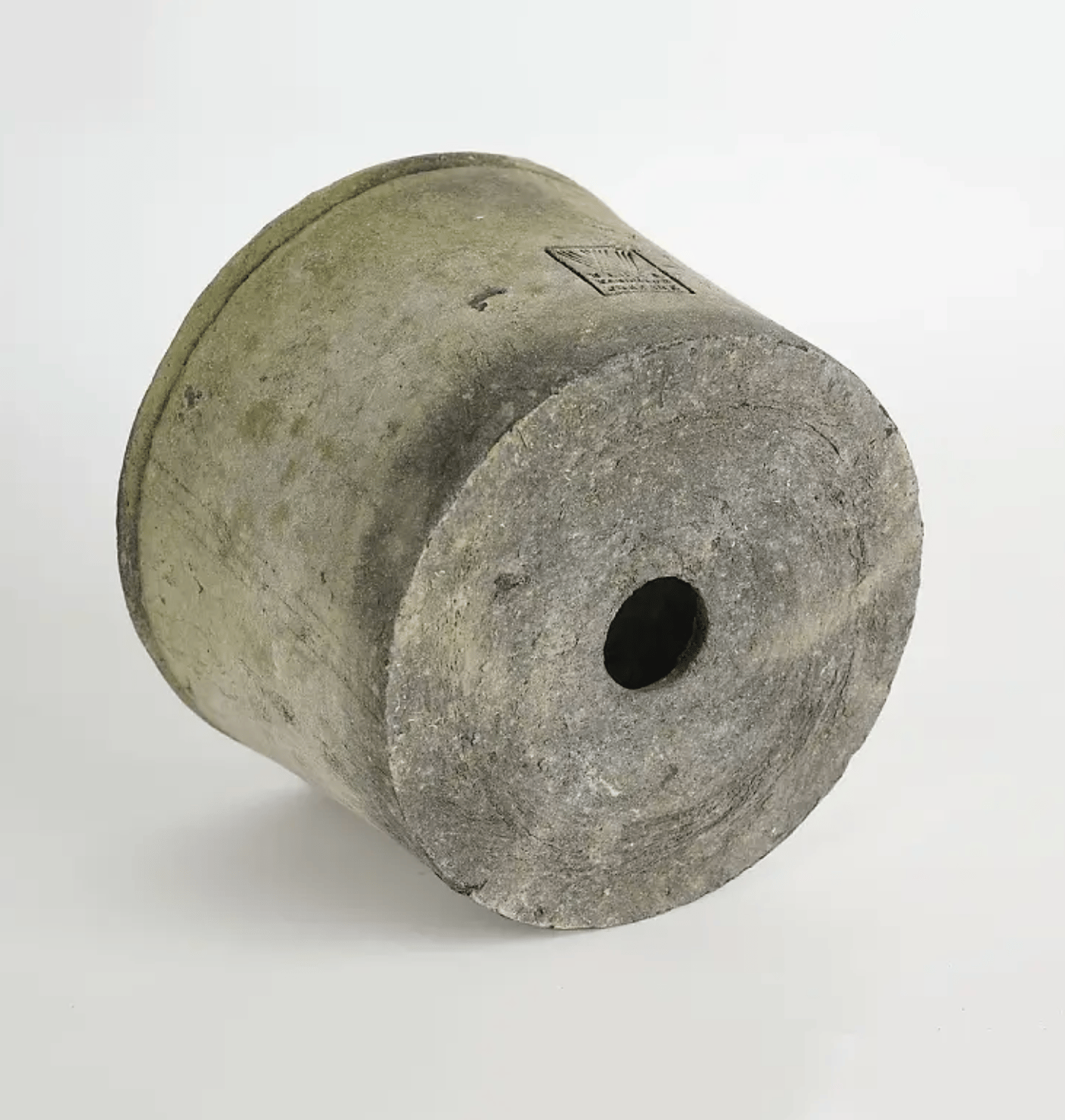 Foxglove Grey Pot