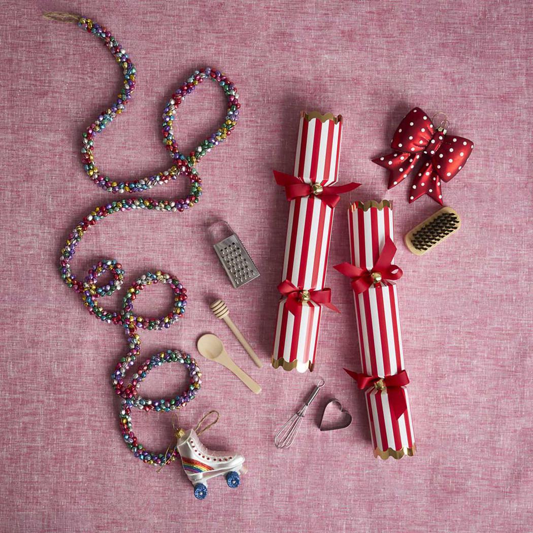 Red and white striped Christmas crackers