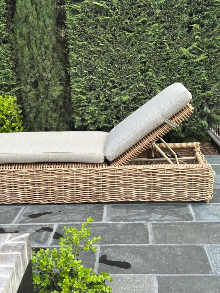 Harolds Signature Sunlounger