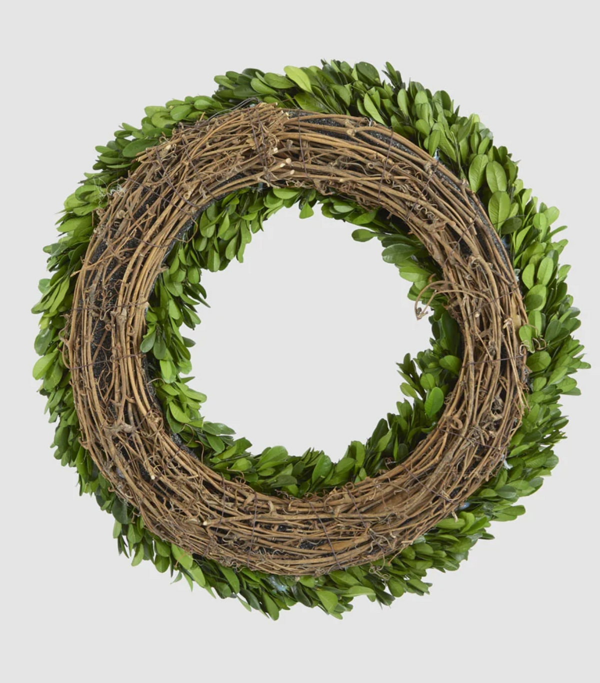 Close-up of green leaves on 35cm preserved boxwood wreath