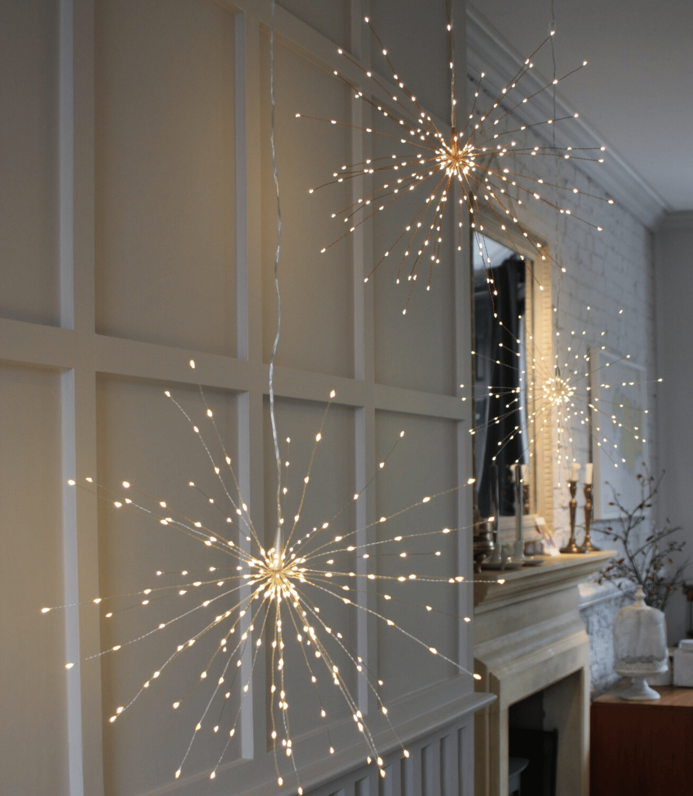 Plug-In LED Starburst Hanging Light