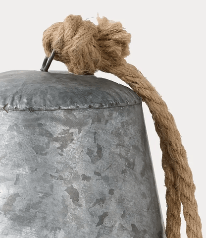 Scalloped Tin Bell