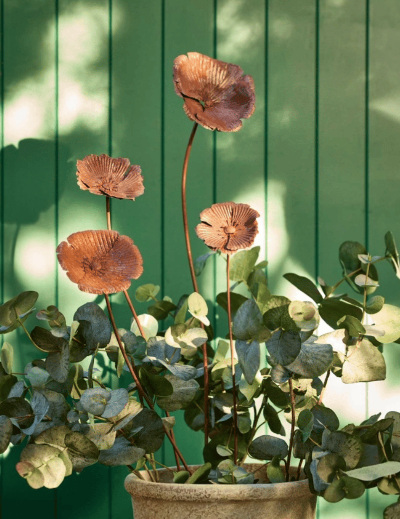 Rusted Poppy Garden Stake Set