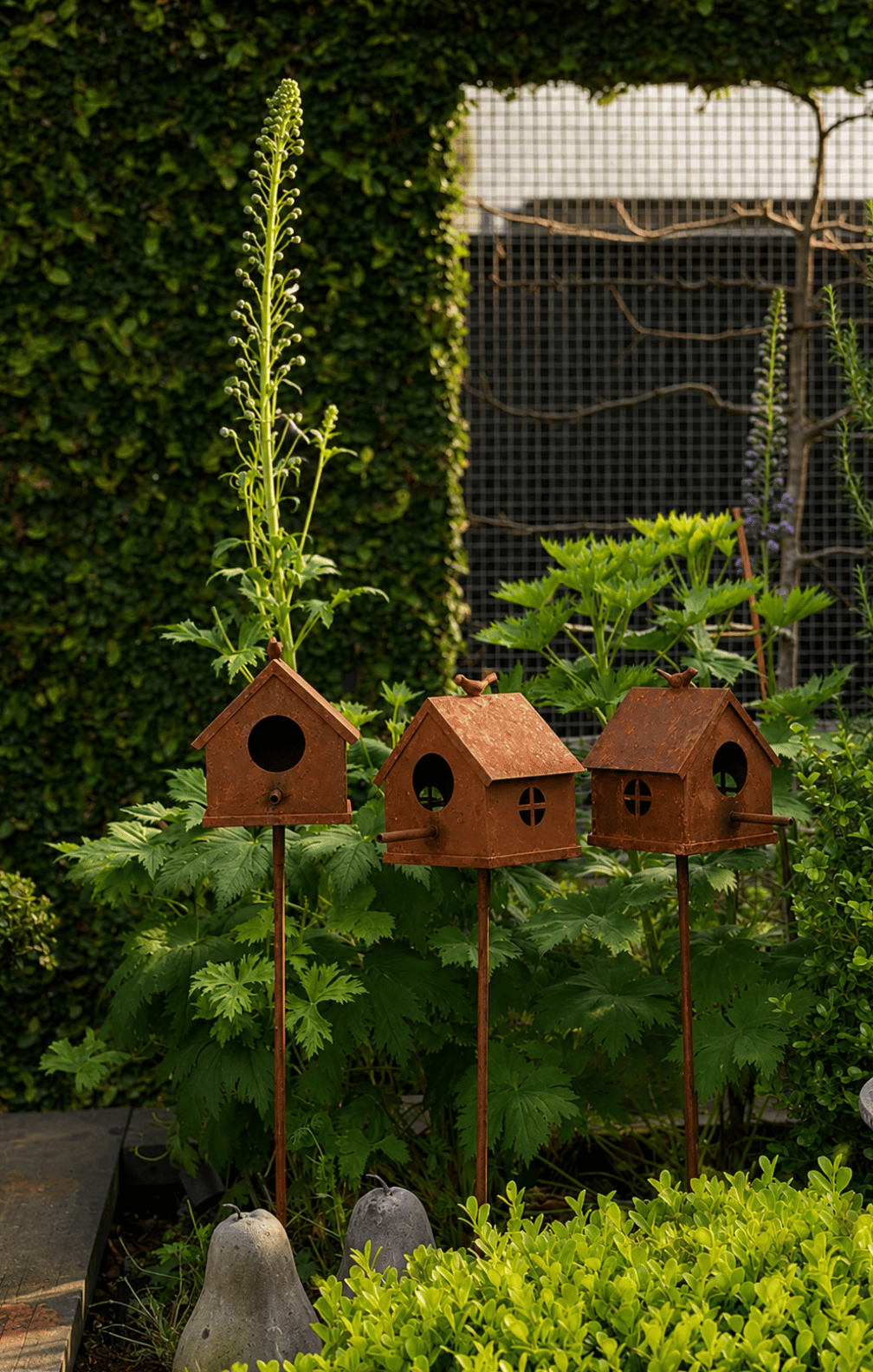 Rustic Birdhouse Stake