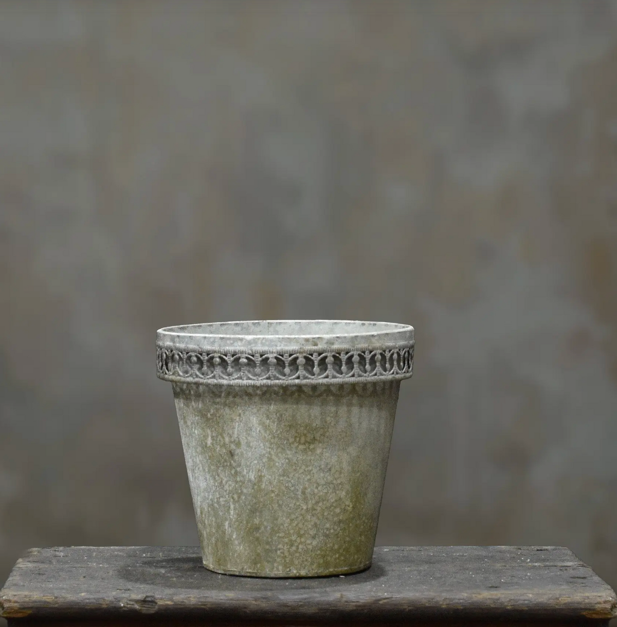 Tin flower pot with softly weathered finish