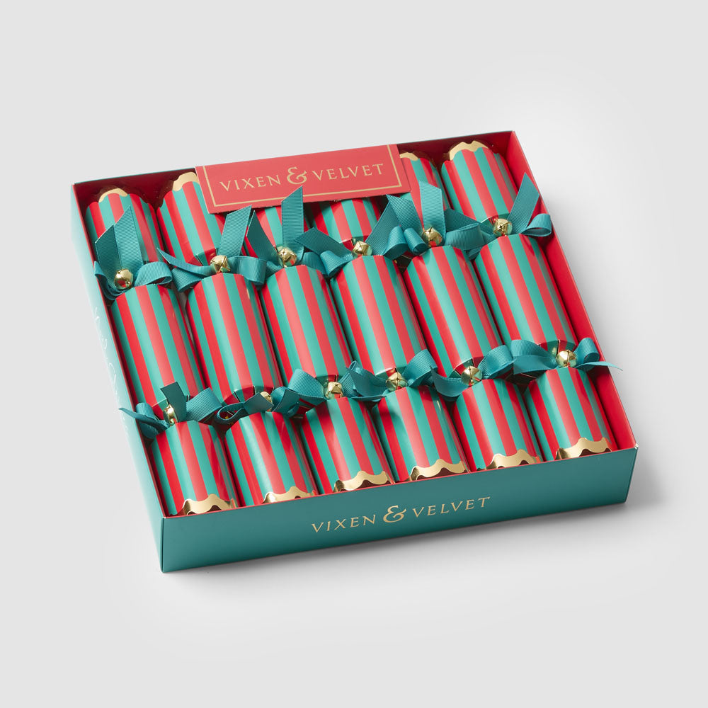 Green and red striped Christmas crackers