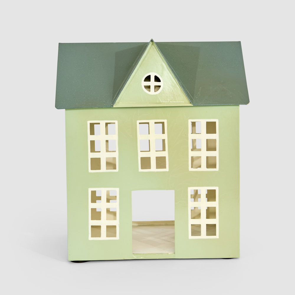 Green Metal Manor House Decoration