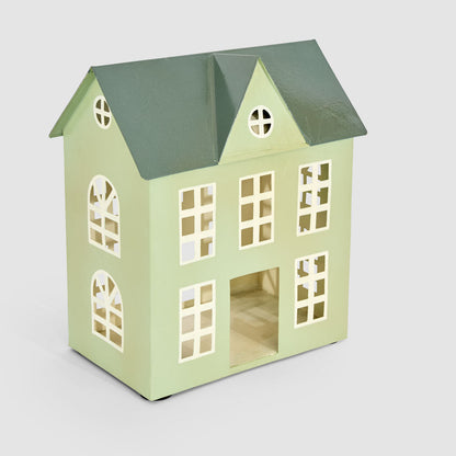 Green Metal Manor House Decoration