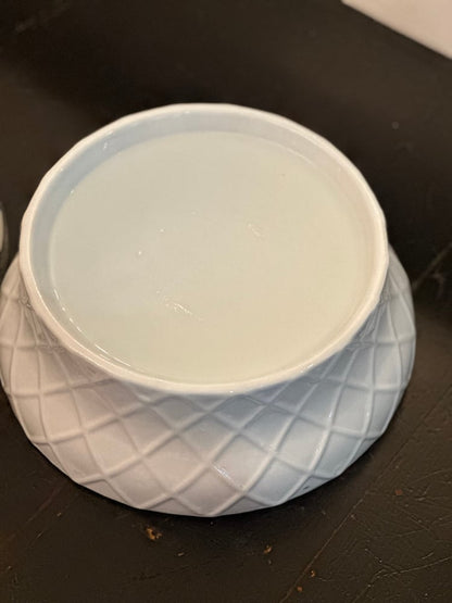 White Diamond Ceramic Pet Bowl