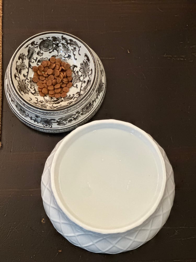 White Diamond Ceramic Pet Bowl