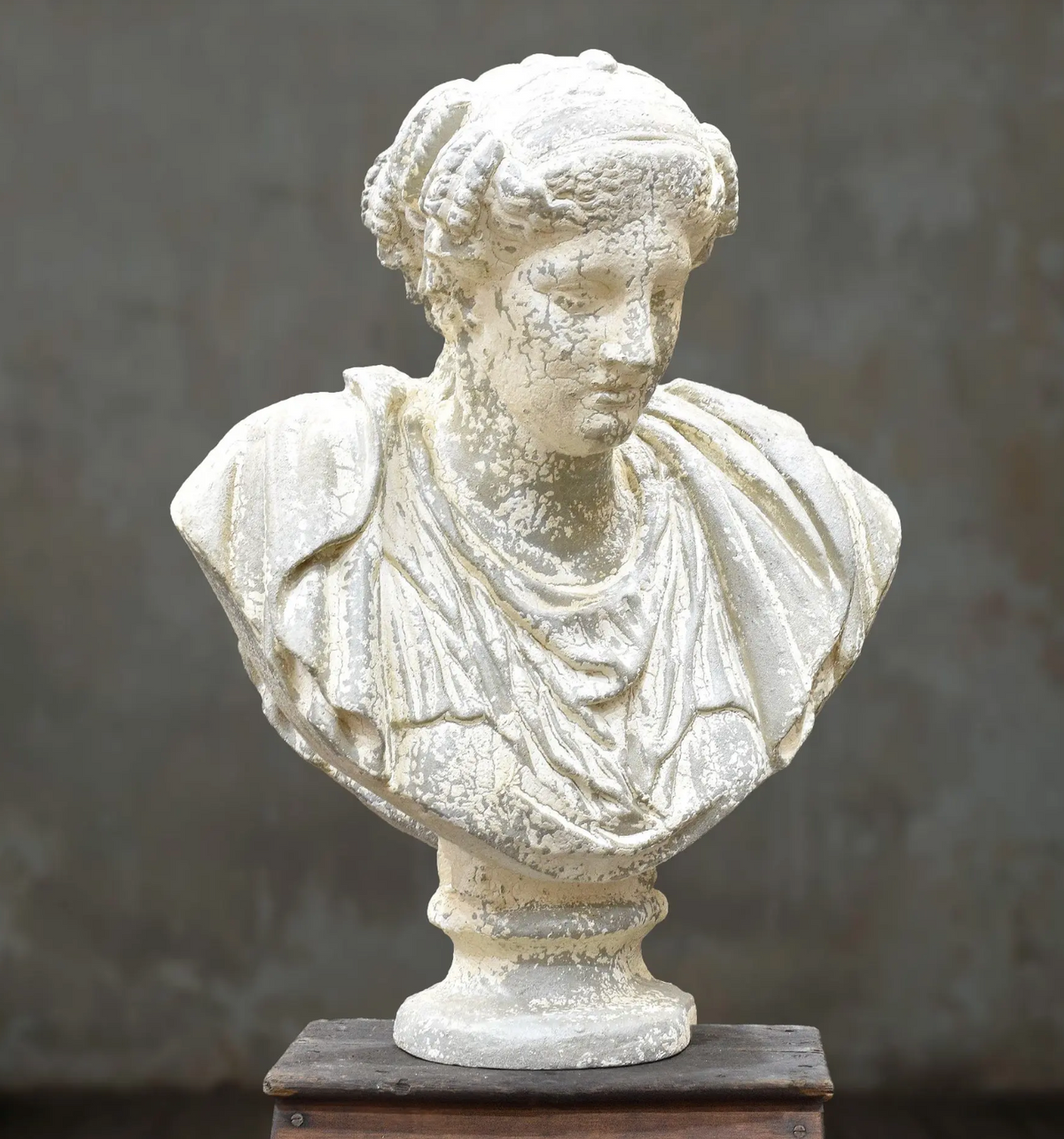 Grand Classical Bust
