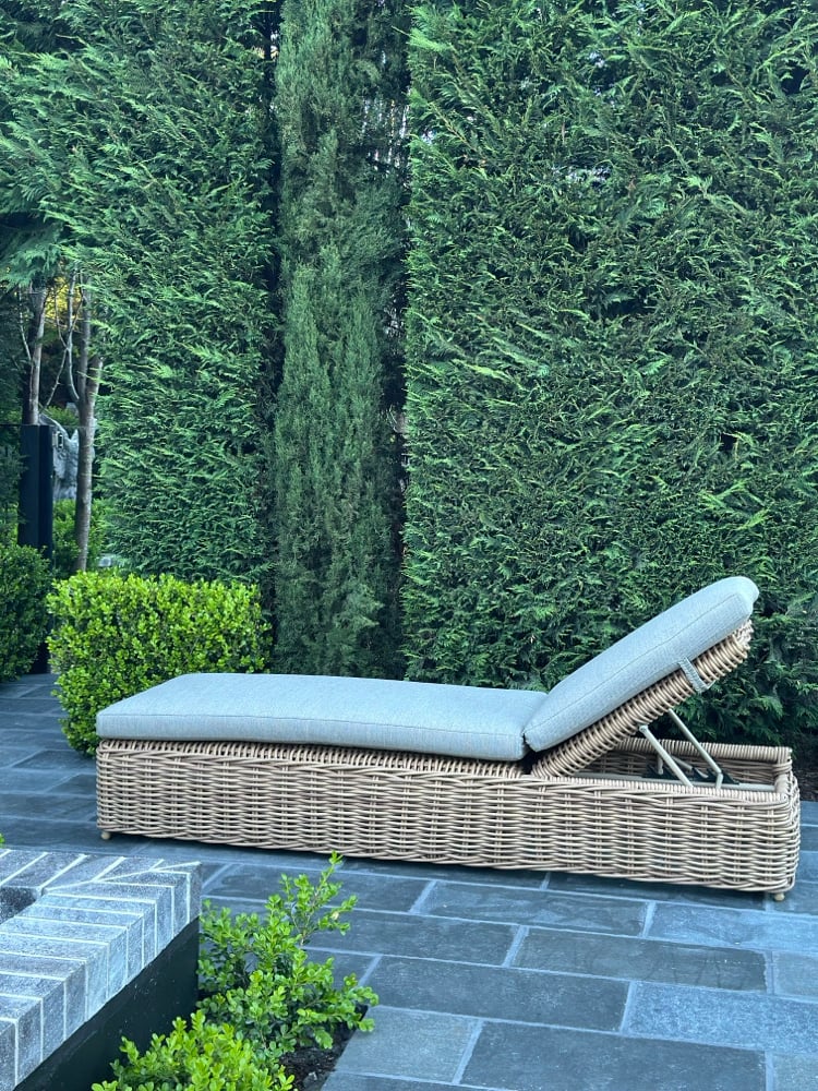 Harolds Signature Sunlounger
