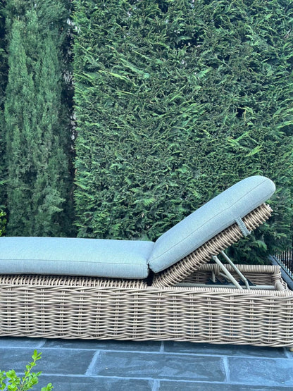 Harolds Signature Sunlounger