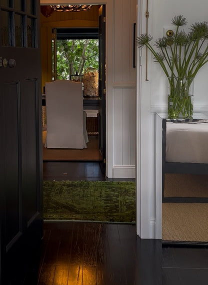 Harolds Signature Mirrored Acrylic Plinth